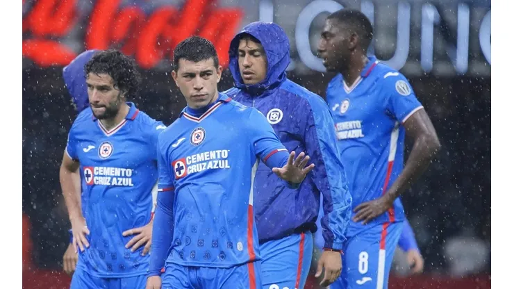 Dirigió a Cruz Azul y envió indirecta para reemplazar a Aguirre