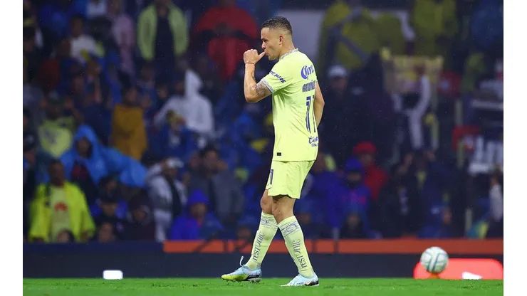 Jonathan Rodríguez vive su primer torneo con América.
