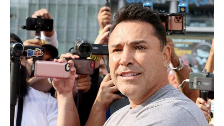 De la Hoya apuntó contra Canelo Álvarez.