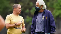 Andrés Lillini y Miguel Mejía Barón al inicio del torneo Apertura 2022.