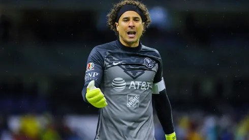 Ochoa tuvo uno de sus mejores partidos ante PSG.