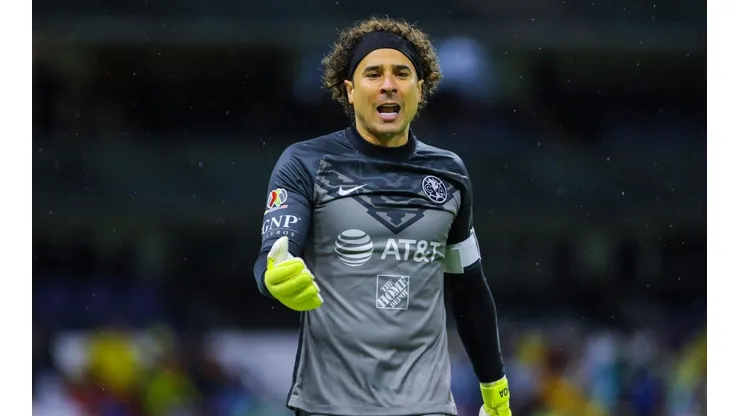 Ochoa tuvo uno de sus mejores partidos ante PSG.