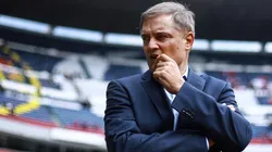 Diego Aguirre, en el ojo de la tormenta en Cruz Azul.