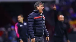 Juan Verzeeri sustituyó a Diego Aguirre después de recibir castigo tras el duelo ante Toluca