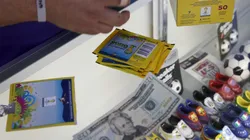 Llenar el álbum del Mundial superará los 2,400 pesos