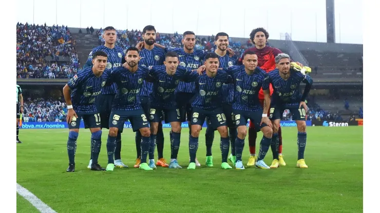 La alineación titular del América en la victoria ante Pumas.