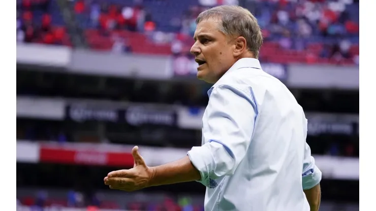 Diego Aguirre no puede dirigir a Cruz Azul ante Xolos de Tijuana