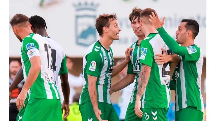A un día del debut en La Liga, Manuel Pellegrini confirmó una nueva salida en Betis