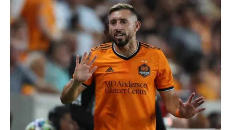 Héctor Herrera dio su primera asistencia en la MLS para Houston Dynamo.