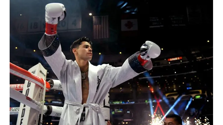 Timothy Bradley tundió a Ryan Garcia.