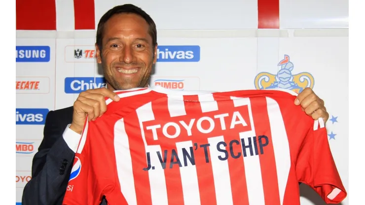 John Van’t Schip decidió publicar un inesperado tweet en apoyo a Chivas