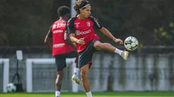 Lainez no vio minutos ante el Sporting Lisboa.