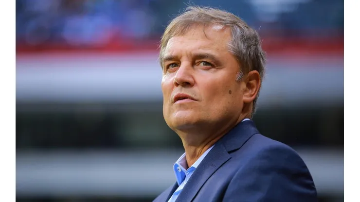 Diego Aguirre recibiría a su cuarta cara nueva.
