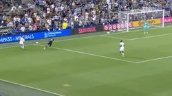 Julián Araujo Error Galaxy 2022