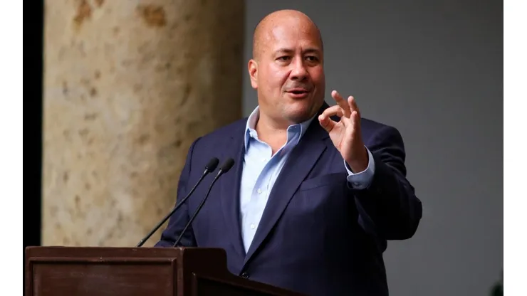 Alfaro destrozó a Chivas y le hizo una petición a Amaury