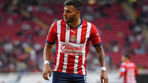 Vega responde a los abucheos con declaración digna de capitanía