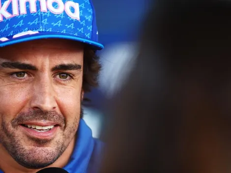 Alonso amenazó a Checo, Verstappen y Hamilton tras firmar con Aston Martin