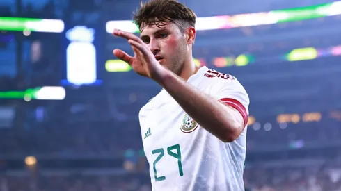 Santi Giménez sueña con estar en Qatar 2022.