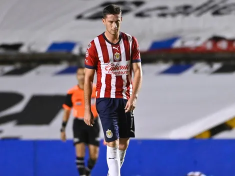 VIDEO | Afición de Chivas abucheó a Ormeño en el Estadio Akron