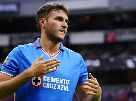 Así siguió de cerca Santi Giménez el partido de Cruz Azul