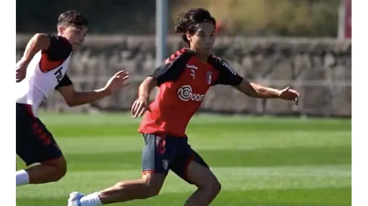 Diego Lainez ya entrena con el Sporting Braga