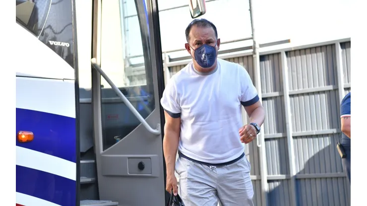 Juan Reynoso sigue sin club desde que salió de Cruz Azul.