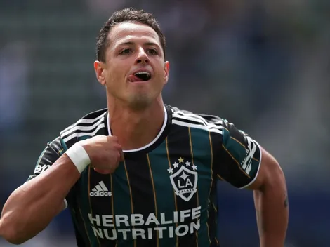 Chicharito pone "condiciones" para echarle la mano a Benzema