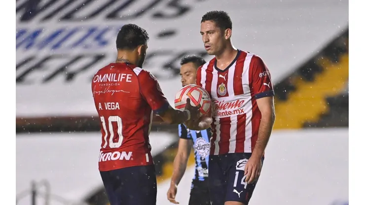Ormeño reveló que la mentalidad de Layún y Oribe le han ayudado a salir adelante