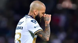 Dani Alves pudo sumar 20 minutos a su cuenta con los felinos