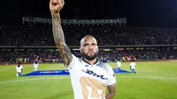 Álvaro Morales pidió el retiro de Dani Alvez.