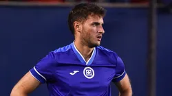 Santi Giménez jugó su último partido en Cruz Azul.