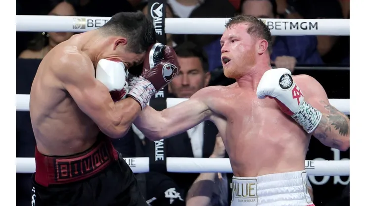¿Es posible que la revancha entre Canelo y Bivol sea en mayo de 2023?