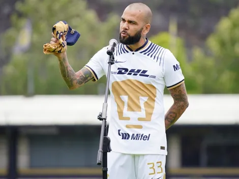 Dani Alves y la foto que pone ansiosos a todos en Pumas