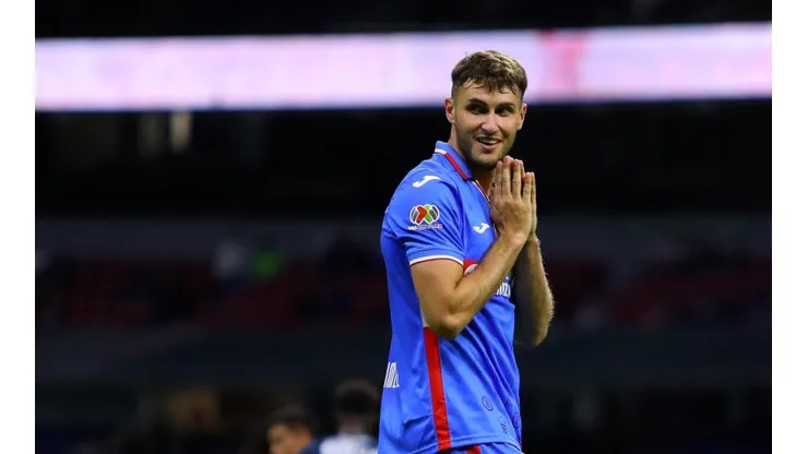 Santiago Giménez Cruz Azul 2022