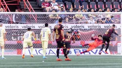 ¿Hay error de Memo Ochoa en el gol Montesinos para Xolos?