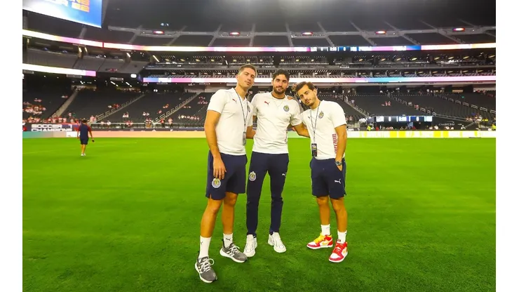 Ormeño y Mozo son vistos en un casino previo al partido con la Juventus.