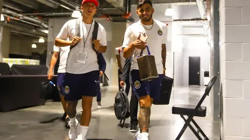 Así es la alineación de Chivas ante Juventus.