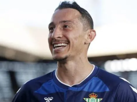 ¡Como si fuera rey! Gloriosa recepción para el Principito Guardado en casa del PSV