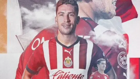 Así recibieron las Chivas a Santiago Ormeño.