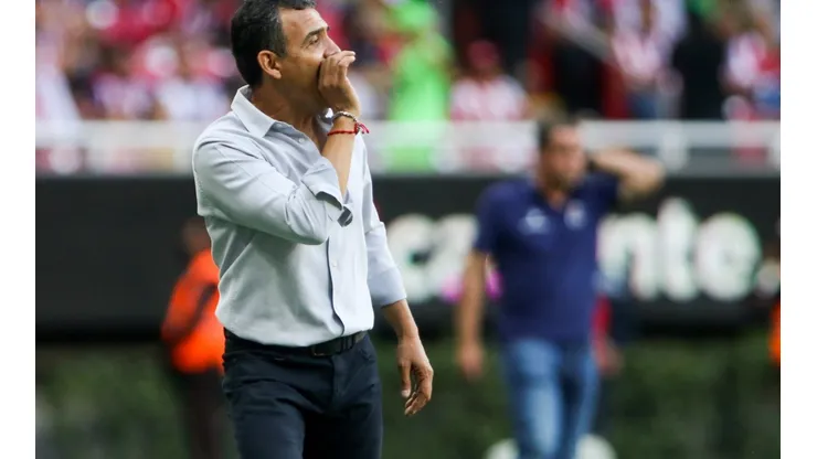 Cadena no pudo lograr un buen arranque con Chivas.