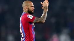 Dani Alves sigue en la agenda de Pumas.