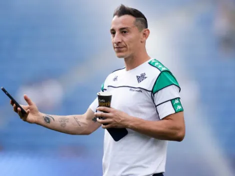 ¡Con besos y flores! La amorosa recepción para Andrés Guardado a la pretemporada del Betis