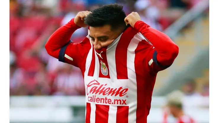 Un refuerzo de Chivas es el señalado como el jugador que se habría ido de fiesta
