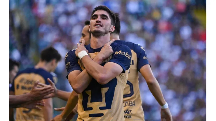Gustavo del Prete celebró ante el León su primer gol con Pumas.