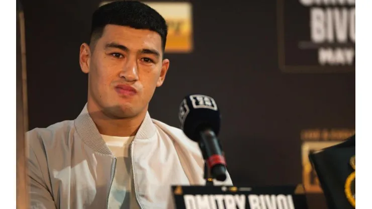 Eddie Hearn le marca a Dmitry Bivol a qué mexicano debe enfrentar.