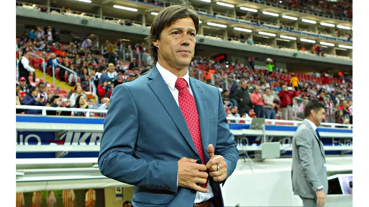 Matías Almeyda y su primer refuerzo mexicano para el AEK Atenas
