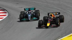 Video: Russell chocó a Checo y lo sacó del GP