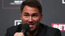 Eddie Hearn tiene nuevos planes para Dmitry Bivol.