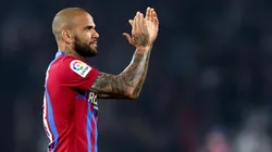 Pumas avanzó por Dani Alves y espera respuesta