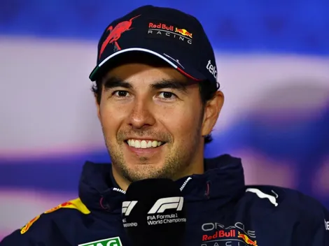 Checo se burla del defensa del Liverpool Virgil van Dijk